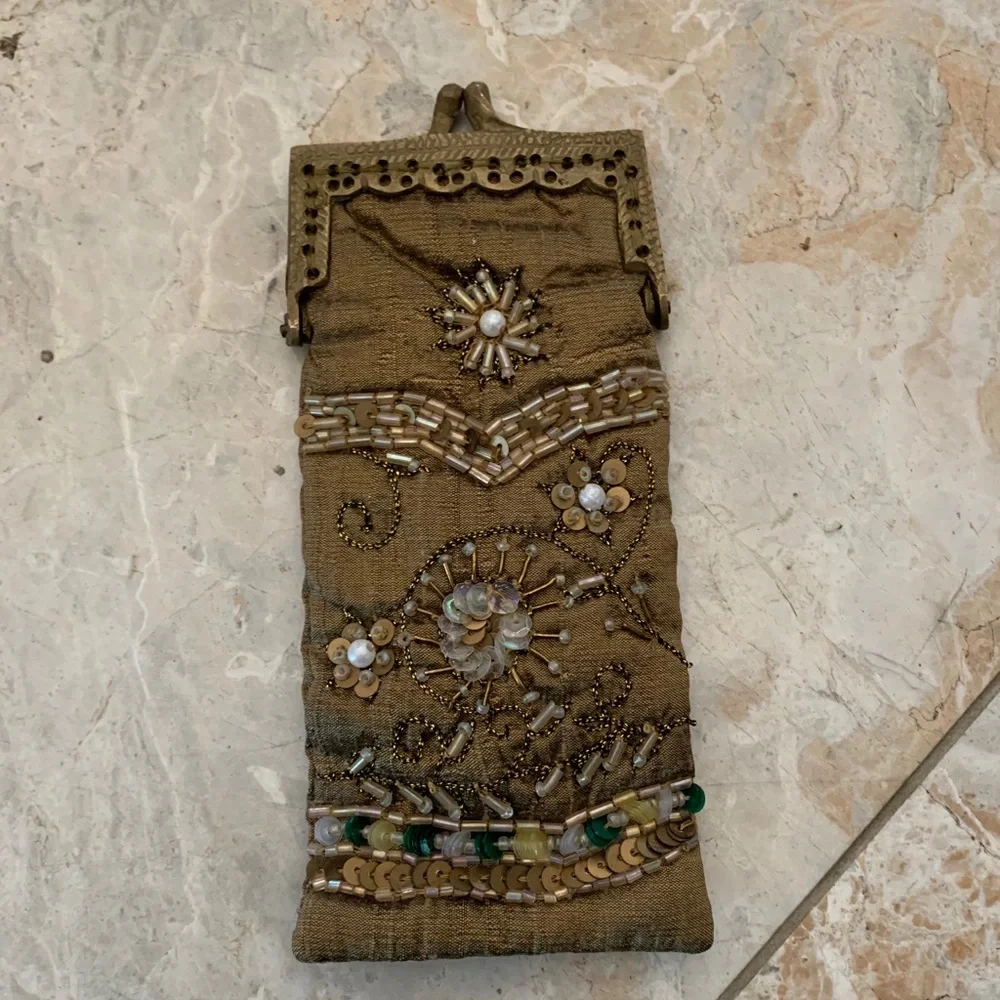 NWOT Vintage K C Embroidered Gold Green White Beaded Hand Design Wallet/Wallet